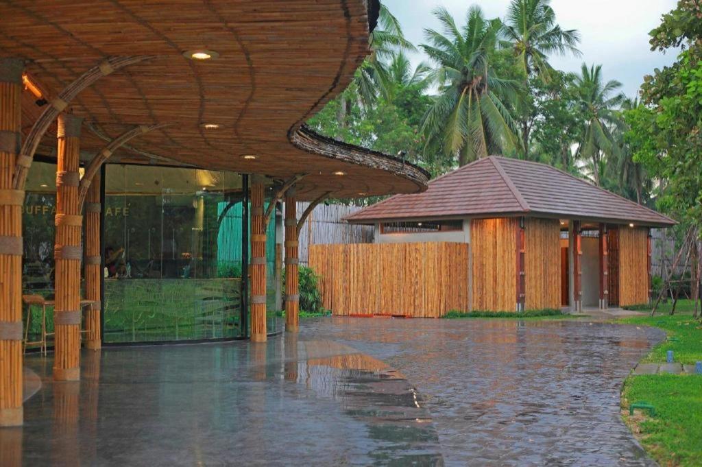 The Buffalo Amphawa Samut Songkhram Exterior photo